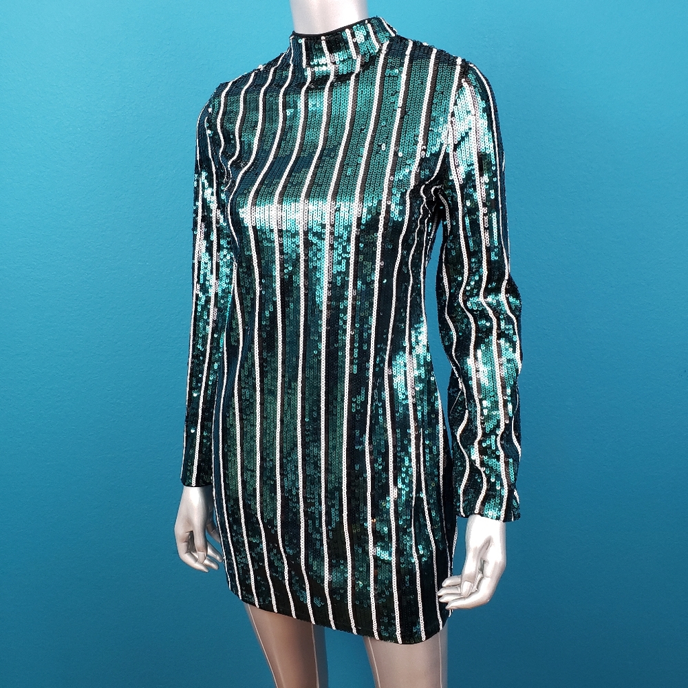 🆕️🍀🎬 NEW LOOK Stripe Sequin Mod Mini Dress // (NWT)